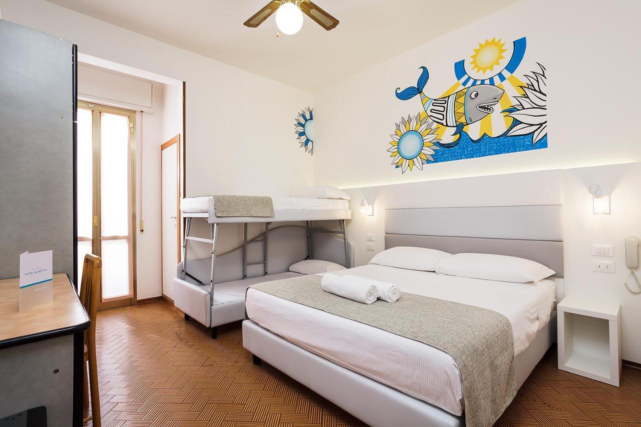 Hotel Albatros Ріміні Екстер'єр фото